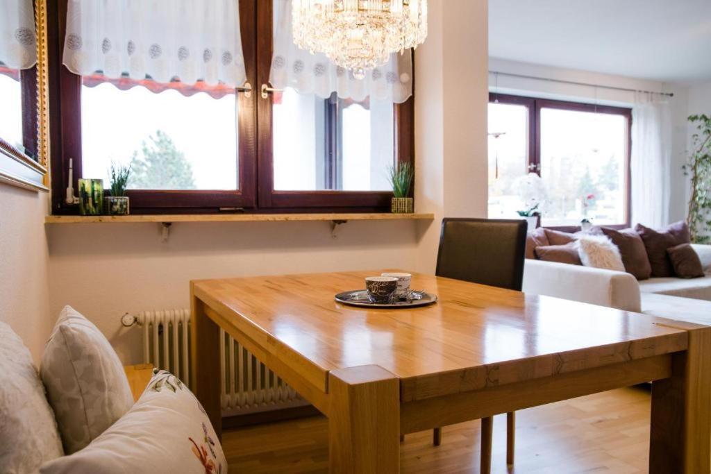 Ferienwohnung Magnolie อูเบอร์ลิงเงน ภายนอก รูปภาพ